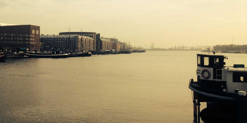 美术高考色彩静物高分秘诀：色调统一与质感表现的深度解析 | 最新艺考政策与培训指南