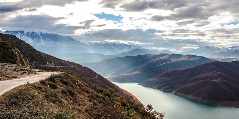 音乐艺考声乐方向曲目库构建策略：依据音域与风格科学选歌 | 艺考资讯与政策解读